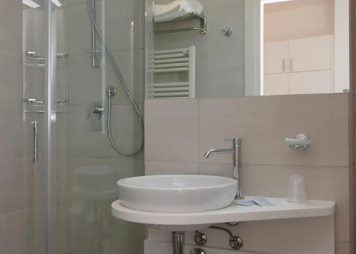 Hotel Aragosta Cattolica